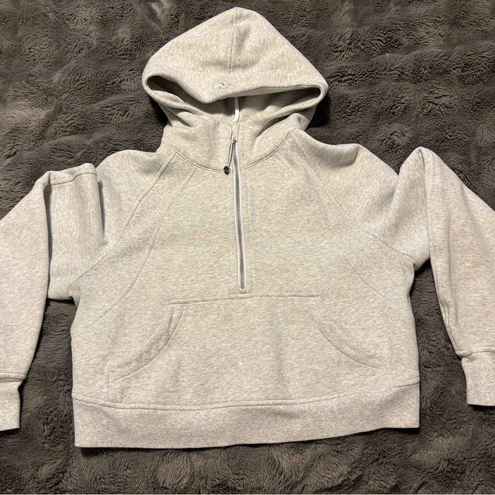 Lululemon Athletica Heather Gray Sweatshirt